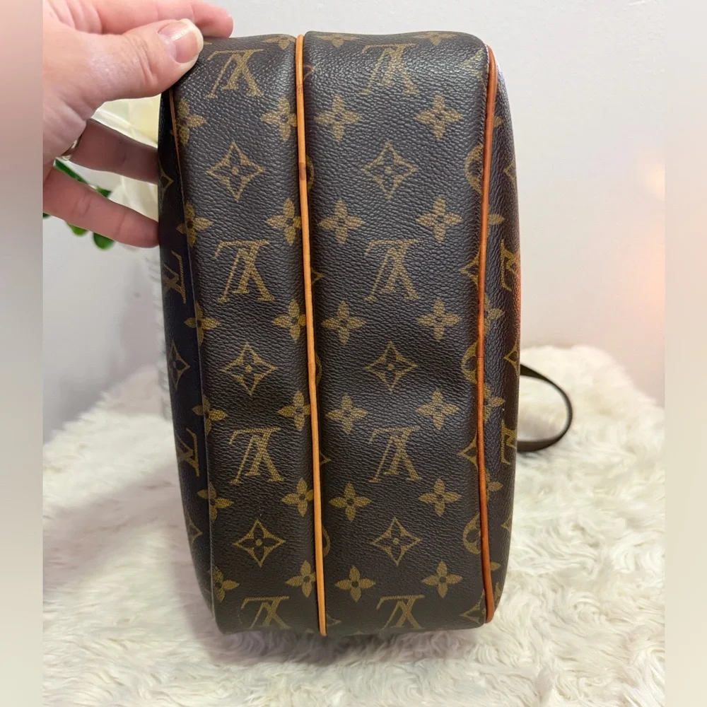 Louis Vuitton Brown Monogram reporter bag with COA - Picture 7 of 16